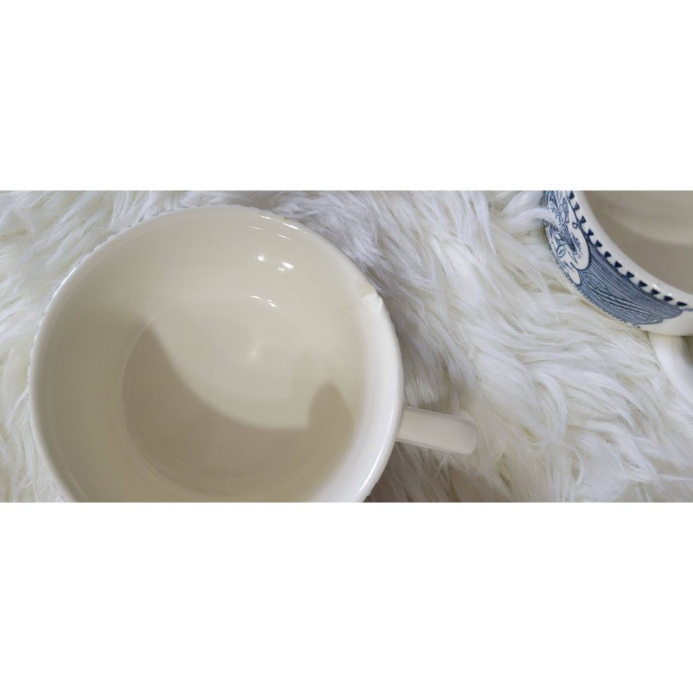 Vintage Currier and Ives Royal China Coffee Or Tea Cup Blue & White Set of 2 - Picture 8 of 11